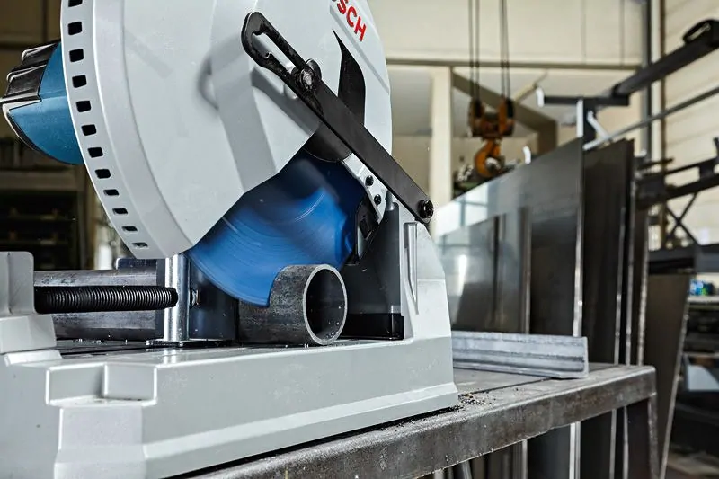 Bosch 0601B28000 GCD 12 JL fémvágó fűrész kép 3