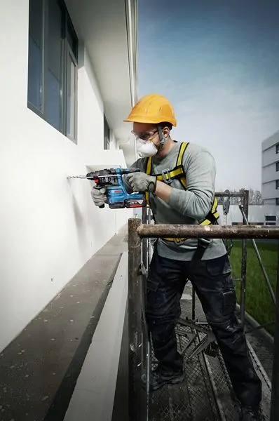 Bosch 0611924021 GBH 185-Li akkus fúrókalapács SDS plus rendszerrel (2x 4,0Ah akkuval + GAL 18V-40 töltővel) kép 9