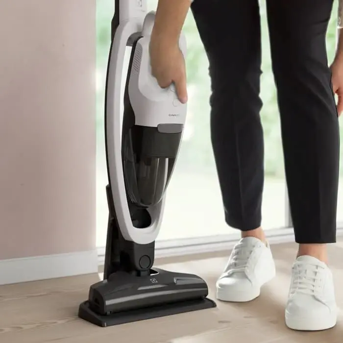 Electrolux ES31CB18SH vezeték nélküli álló porszívó kép 2