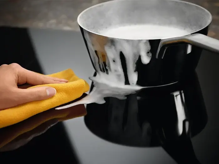 Electrolux LIT30230C Beépíthető indukciós főzőlap, KM 27.0.0 29 cm kép 3