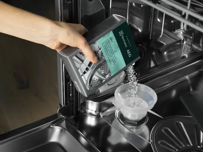 Electrolux M3GCS201 Mosó-és mosogatógép só, 1 kg kép 4