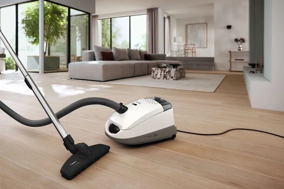 Miele GUARD S1 PARQUET FLEX BRILIáNSFEHéR porszívó porzsákos kép 6