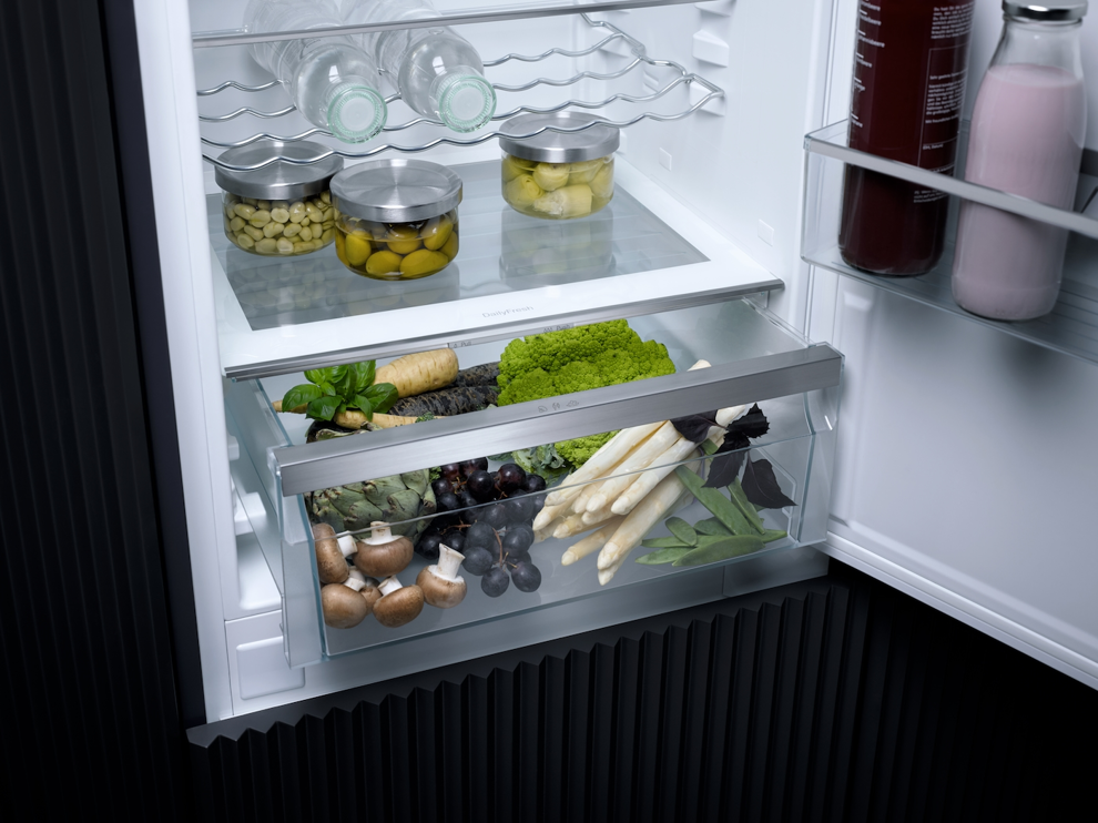 Miele KFN 7785 C beépíthető alulfagyasztós hűtőszekrény kép 4