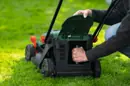 Bosch 06008B9P00 Rotak 18V-32 akkus fűnyíró (1 x 4,0 Ah) kép 7